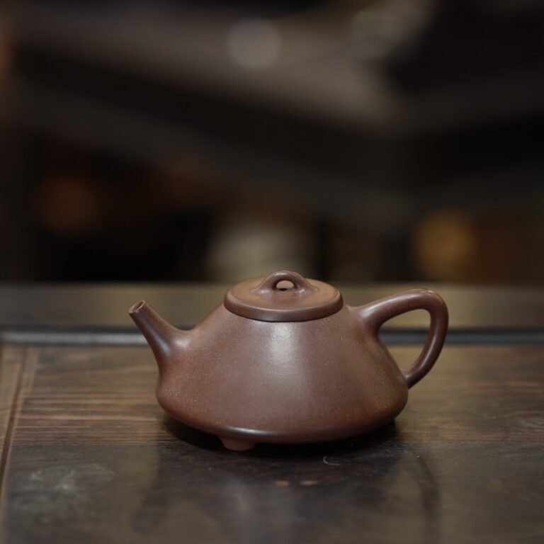 Ấm Tử Sa Thạch Biều – Tử Nê – 180ml